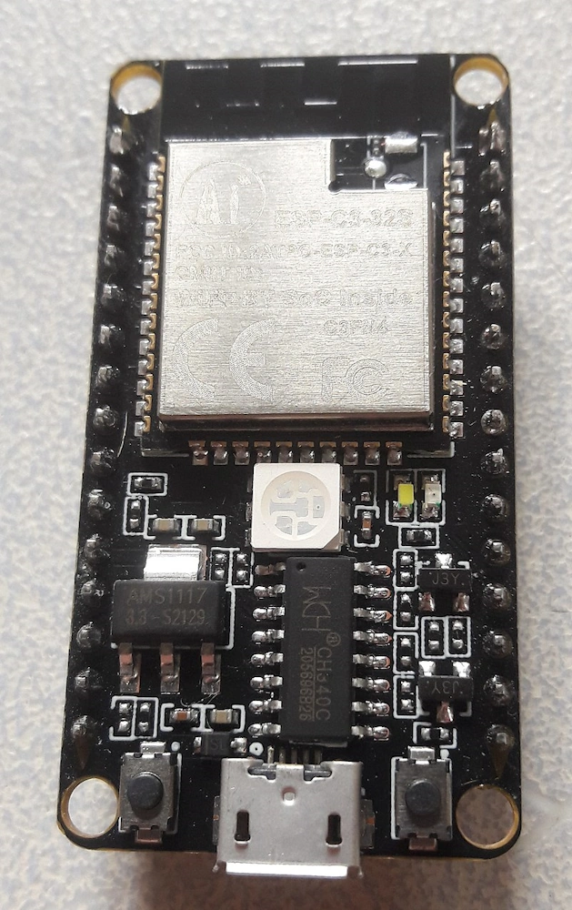 The NodeMCU ESP32 board close-up.